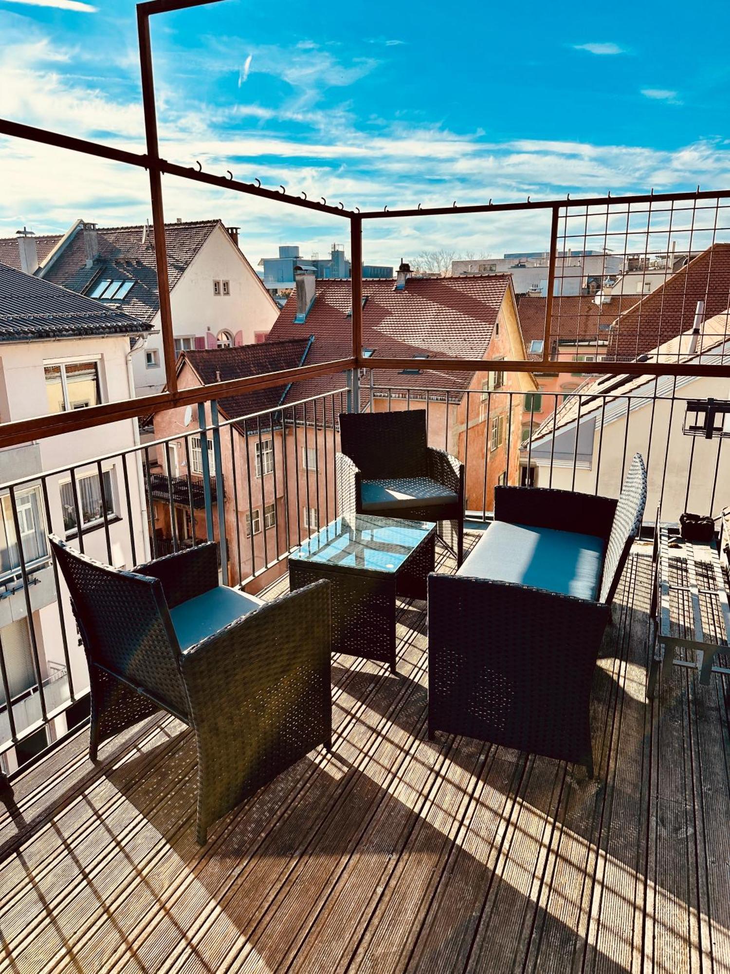Zentrale Wohnung Mit Dachterasse ブレゲンツ エクステリア 写真