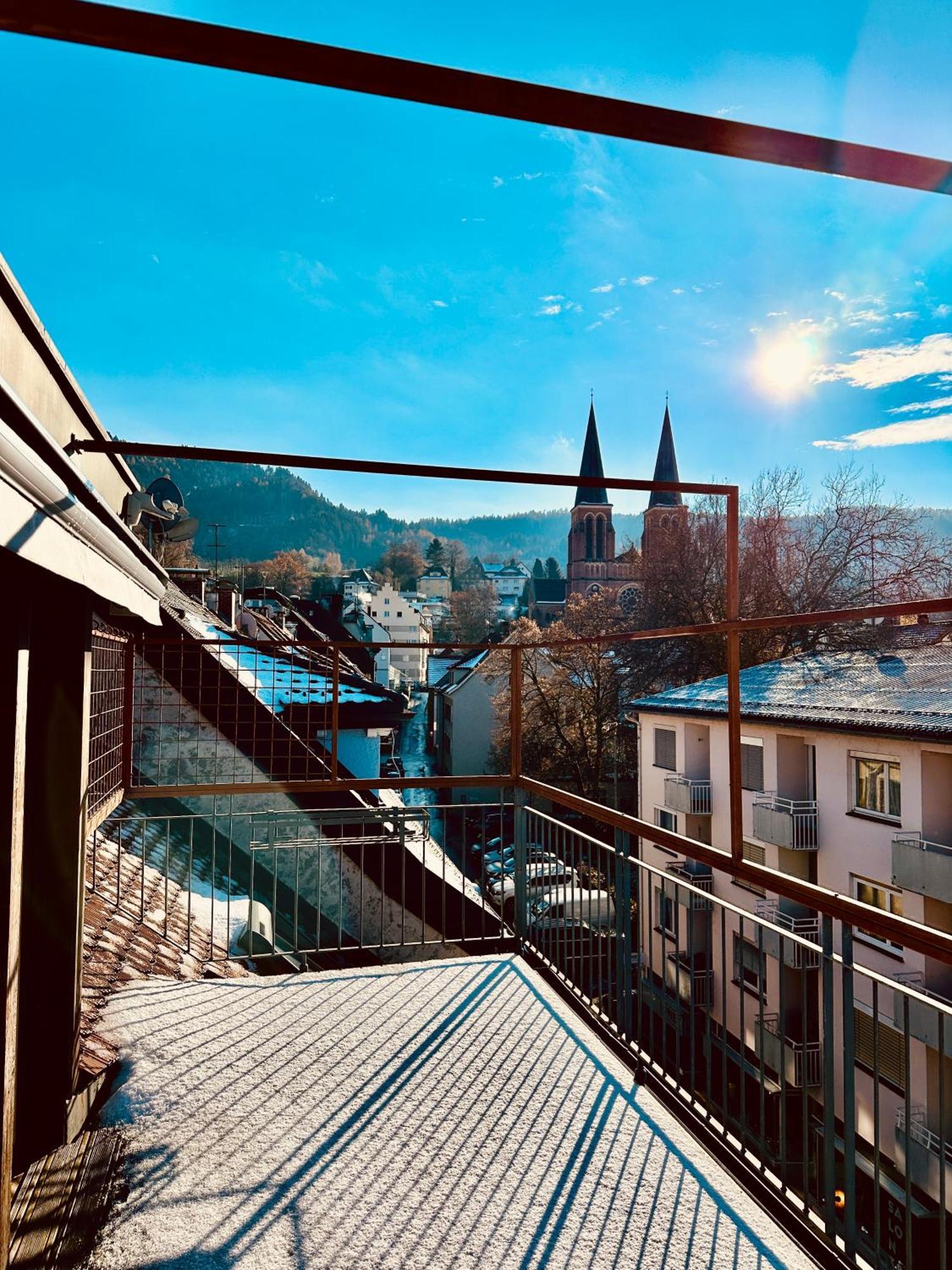 Zentrale Wohnung Mit Dachterasse ブレゲンツ エクステリア 写真